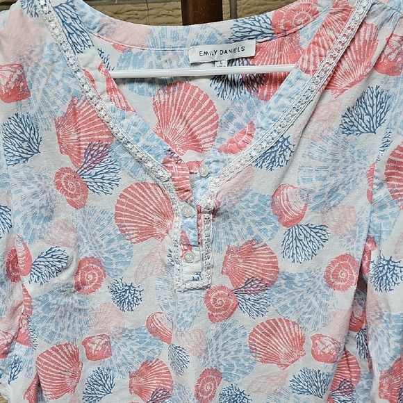 Emily Daniels Linen Blend Top Seashells Sz Large - Picture 1 of 11